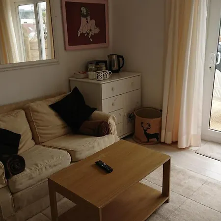 롯지 Surf Lookout - King Size En-suite With Sea Views 뉴키
